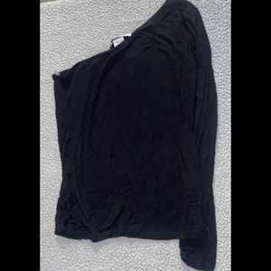 TRENDYLAND ONE SHOULDER LONGSLEEVE TOP MEDIUM